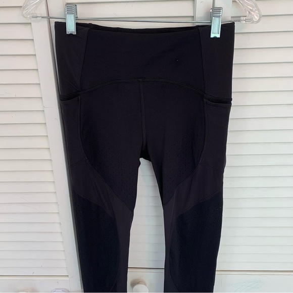 Lululemon Uncovered Strength High-Rise Crop Leggings 23” Black Sz 6 W6BAWS Mesh - Picture 3 of 14